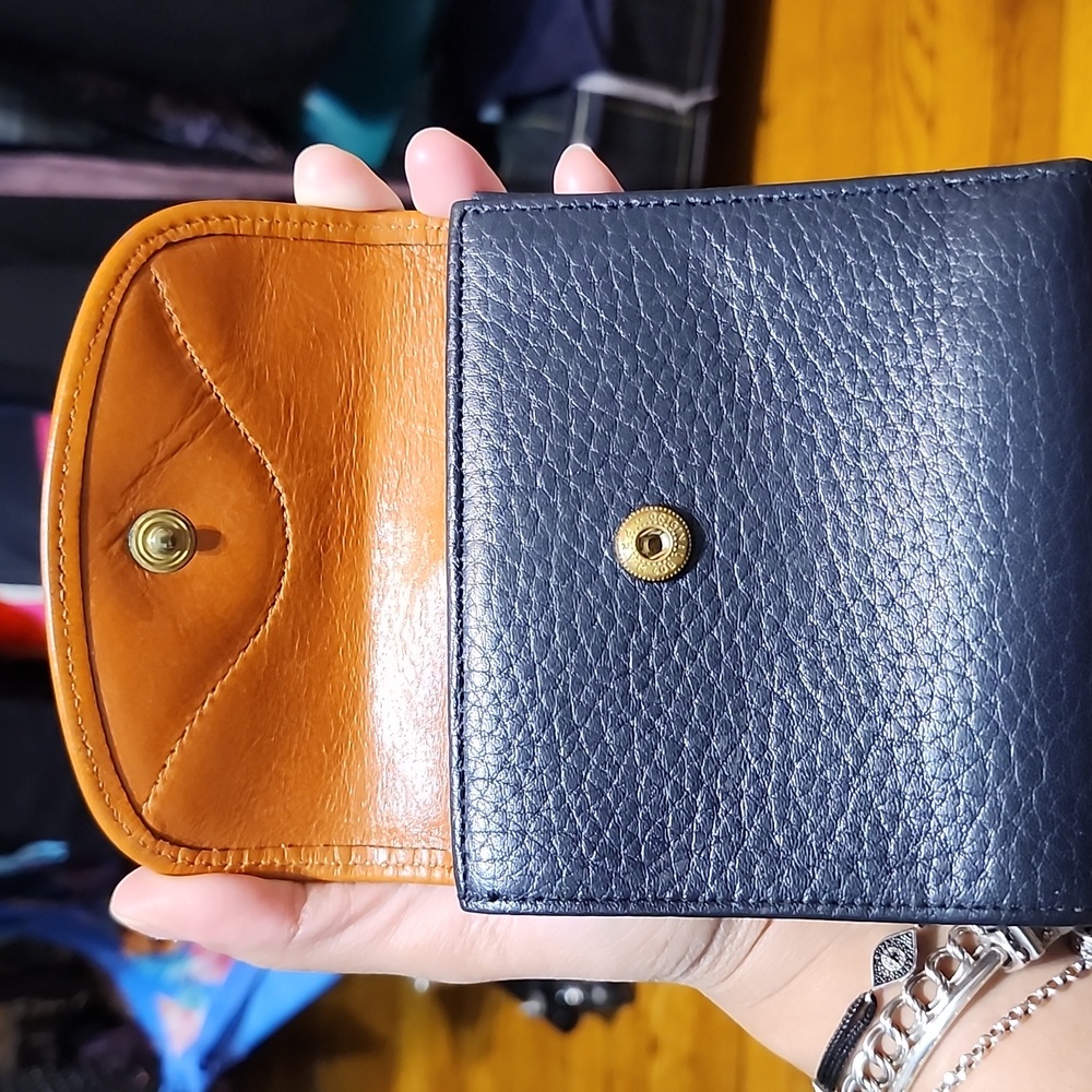 Vintage Dooney & Bourke - Picture 10 of 14